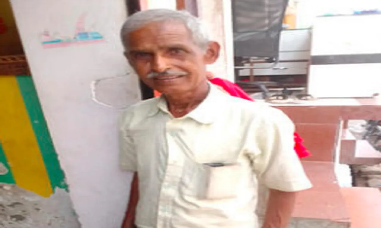 कलान में कटी जेब को दिखाते प्रेम सिंह