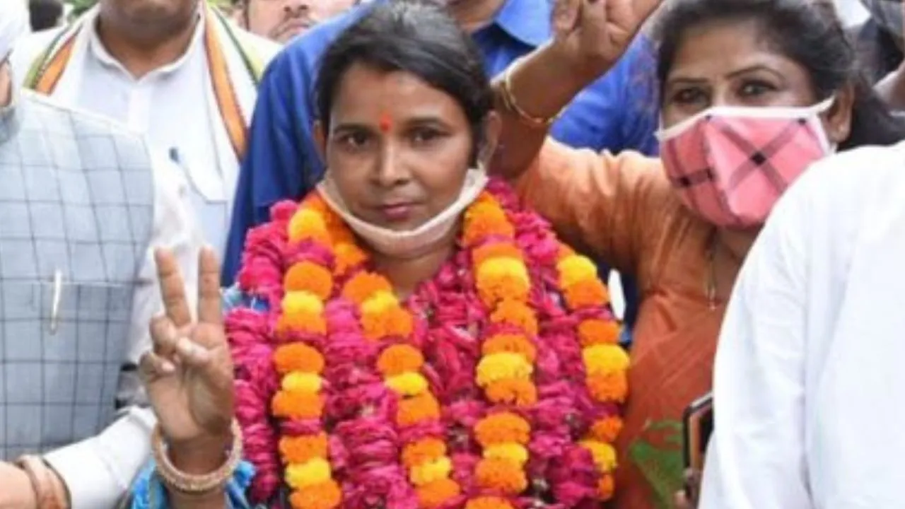 जिला पंचायत अध्यक्ष आरती रावत
