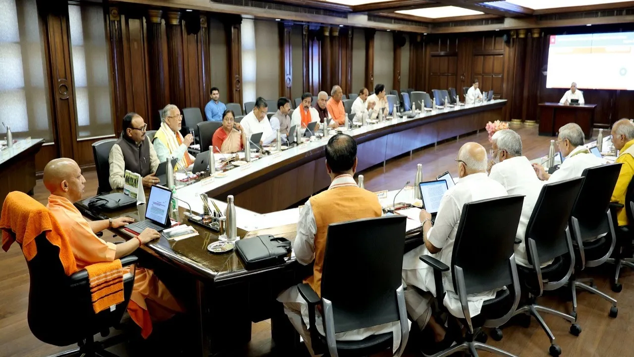 up cabinet meeting