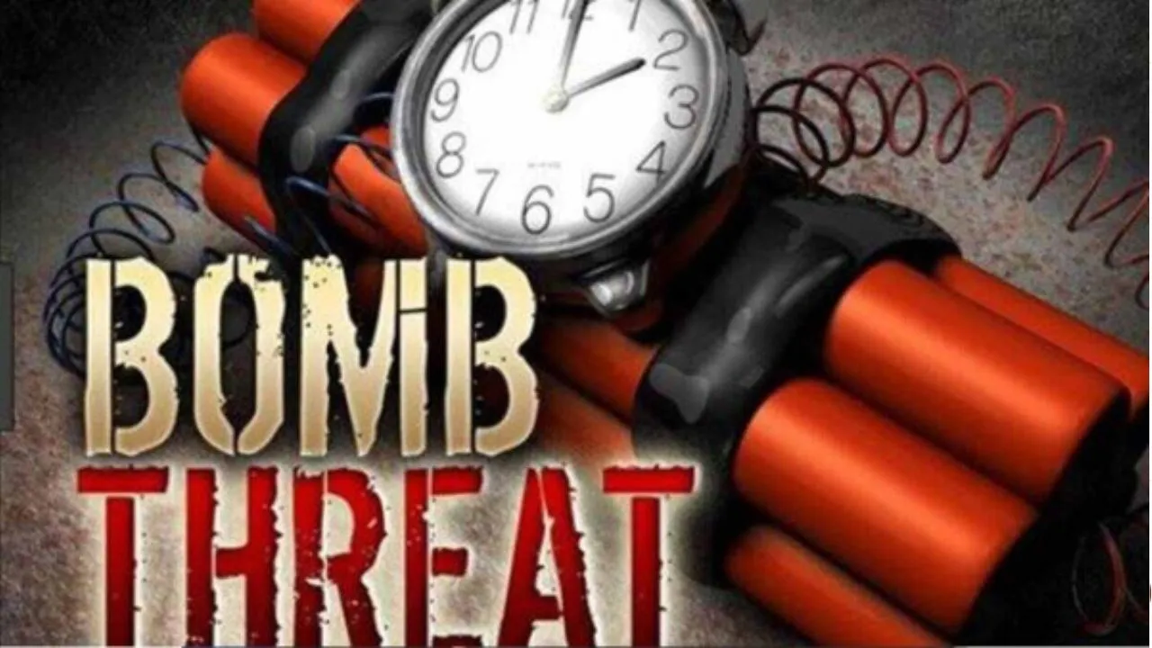 bomb threat in IPL 