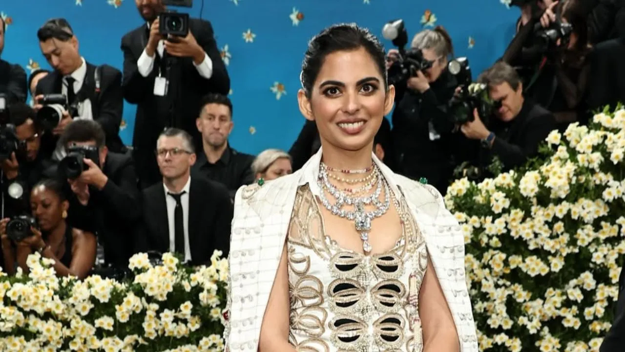 isha ambani, met gala 2025
