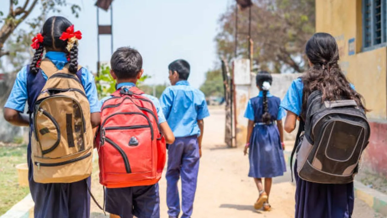 School Students, delhi news, nai disha pahal