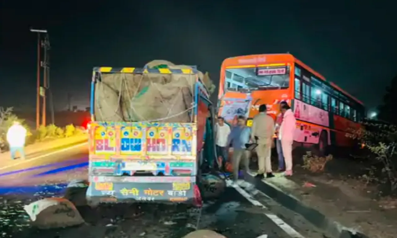 पिकअप, चालक की मौके पर मौत