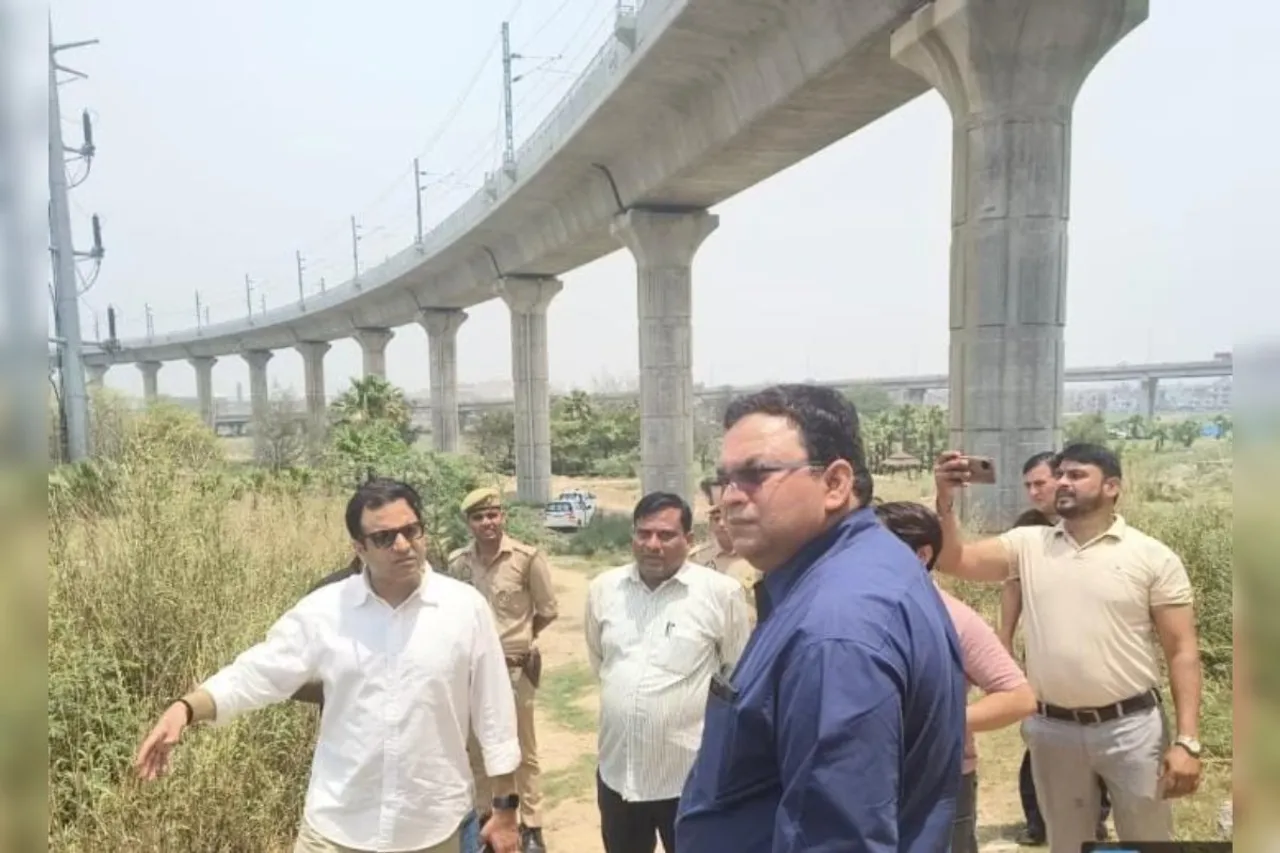 Ghaziabad: नगर आयुक्त ने बड़े नालों की सफाई को बनाया टारगेट, स्वास्थ्य विभाग को QRT बनाने के दिये निर्देश
