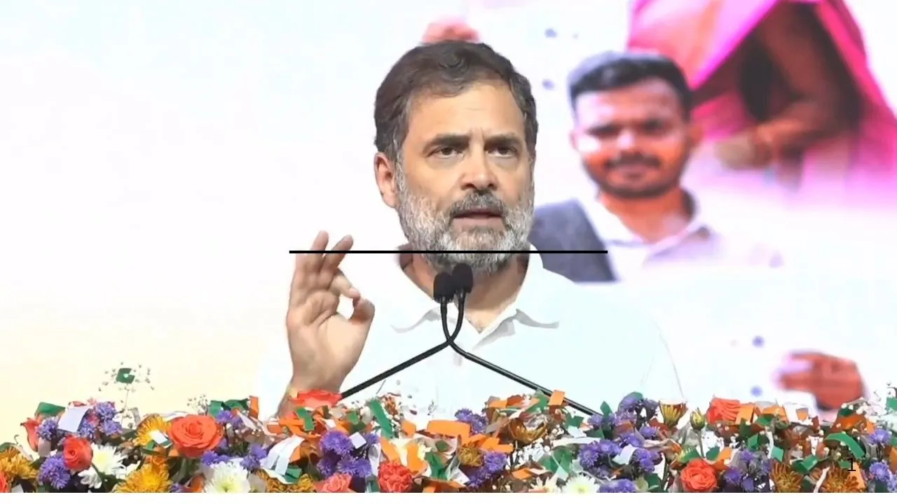 Rahul Gandhi in Vijaynaga, Karnataka