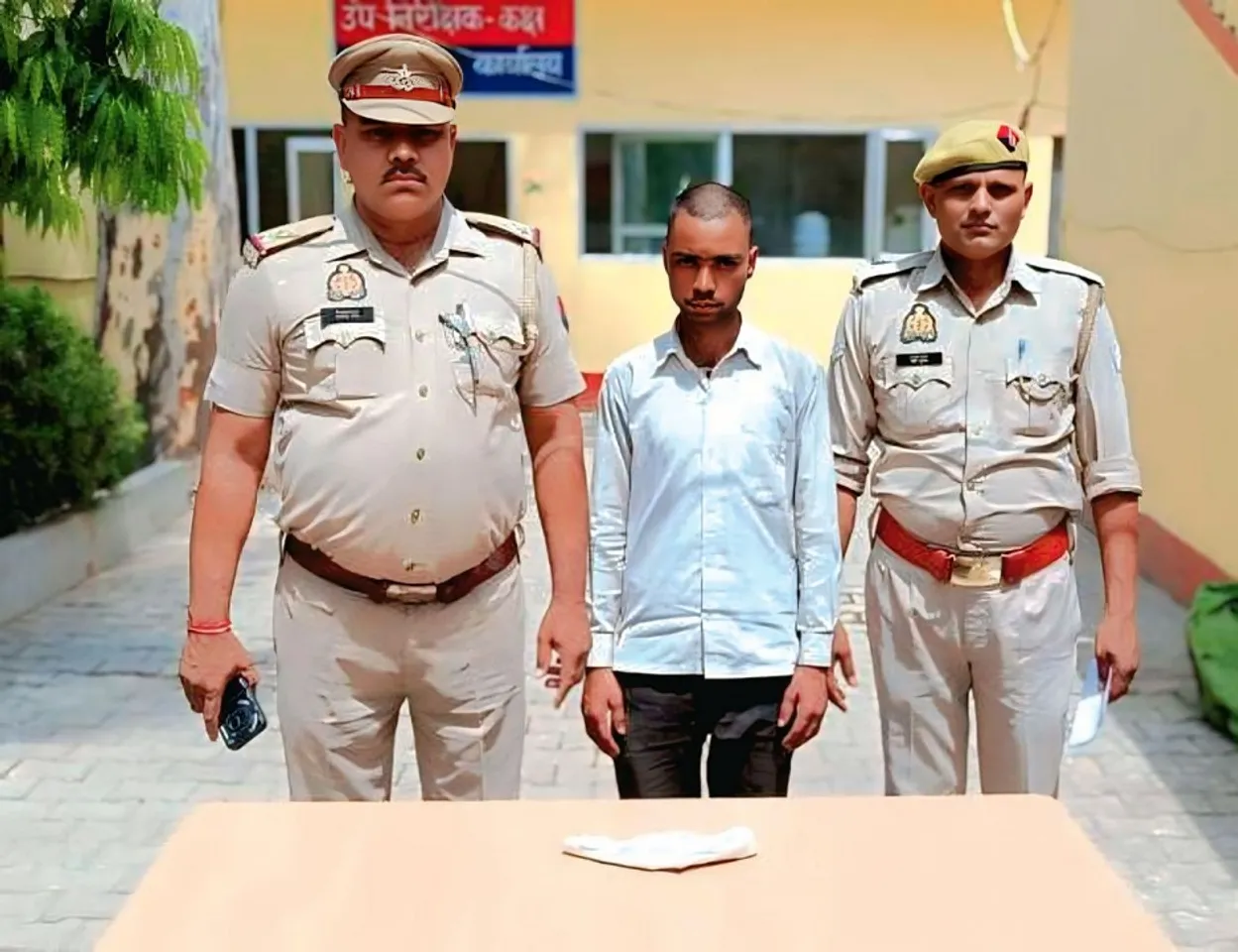 अवैध तमंचे और कारतूस के साथ युवक गिरफ्तार, 