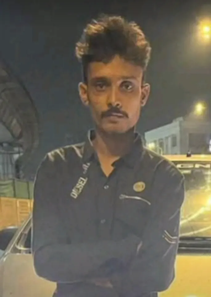मृतक संतोष कुमार का फाइल फोटो 