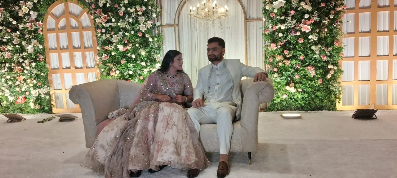 क्रिकेटर रिंकू सिंह और सपा सांसद प्रिया सरोज की सगाई