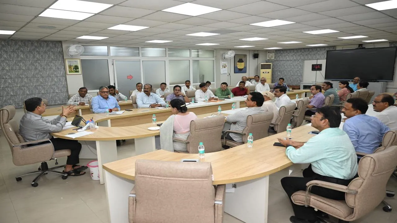 Review meeting at Lucknow University regarding preparations for International Yoga Day