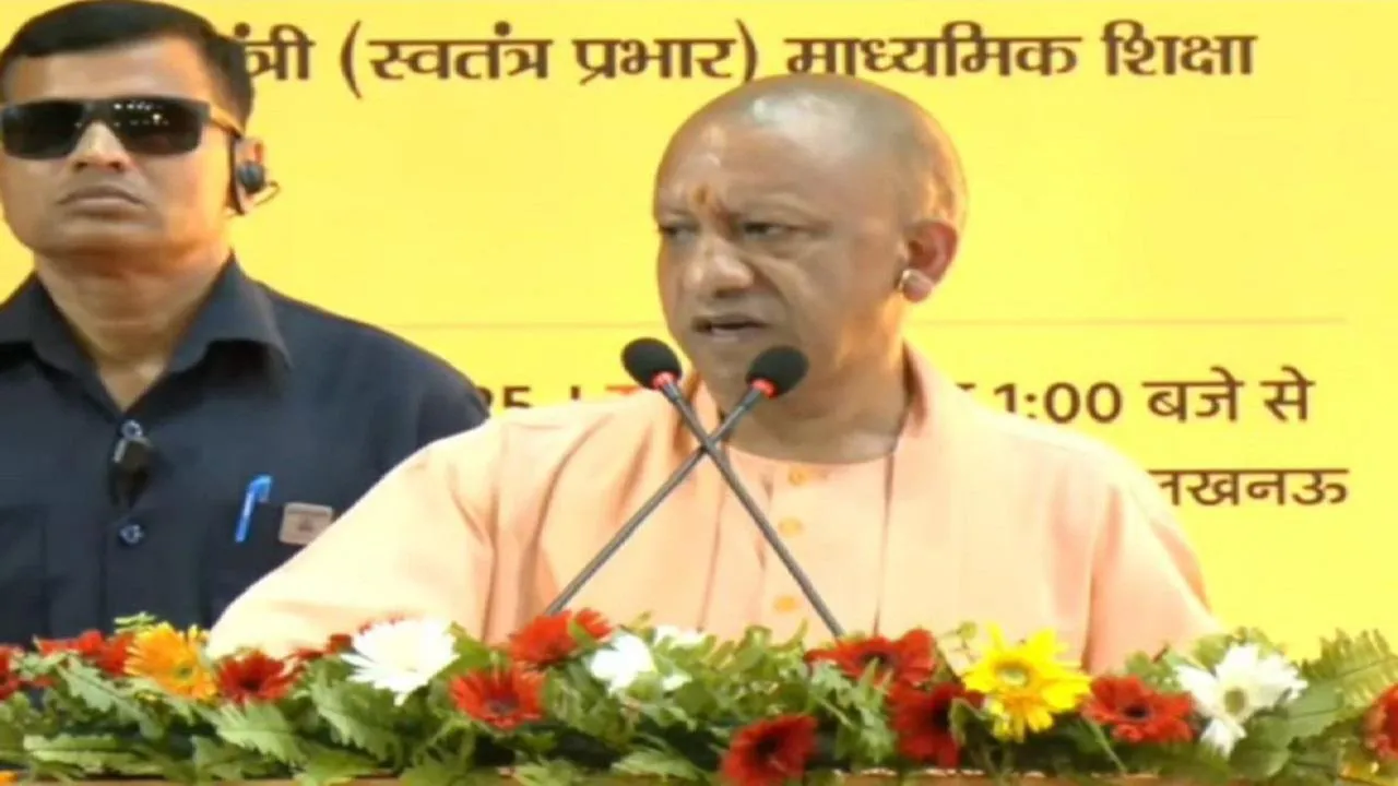 CM Yogi expressed condolences accident 