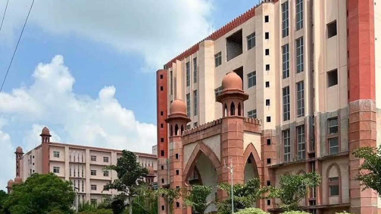 ख्वाजा मुईनुद्दीन चिश्ती भाषा विश्वविद्यालय