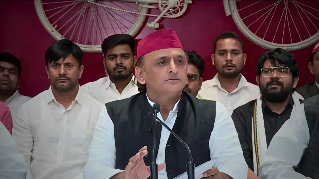 Akhilesh Yadav01