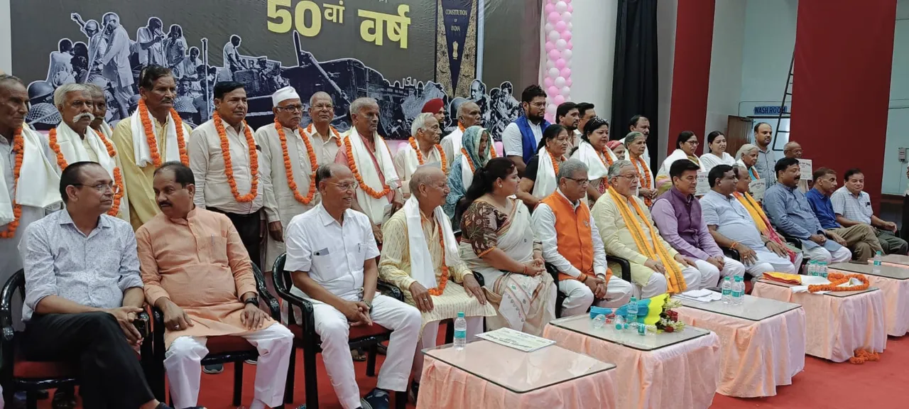 WhatsApp Image