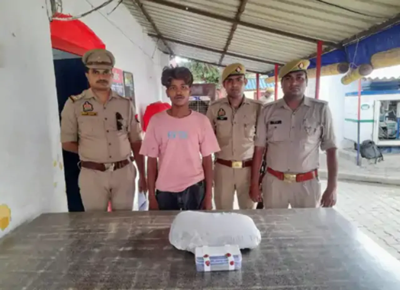 पुलिस ने आरोपी को  गिरफ्तार कर लिया है।