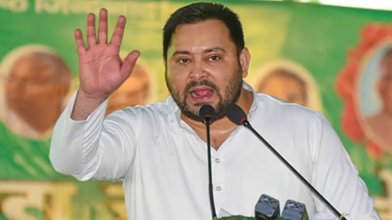 Tejashwi Yadav on Media Newspapers (1)