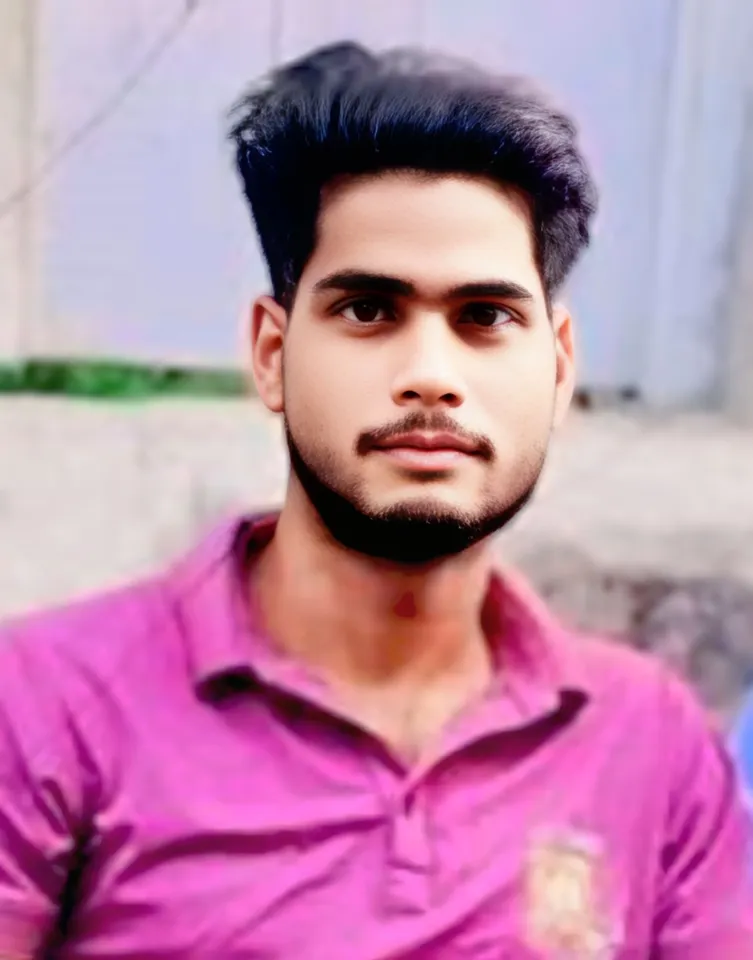 तसलीम का फाइल फोटो