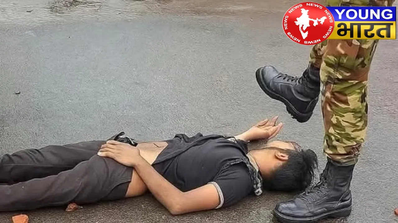 बांग्लादेशी कट्टरता ने खत्म किया लोकतंत्र! खूनी झड़प में 4 की मौत, गृहयुद्ध की आहट? | यंग भारत न्यूज