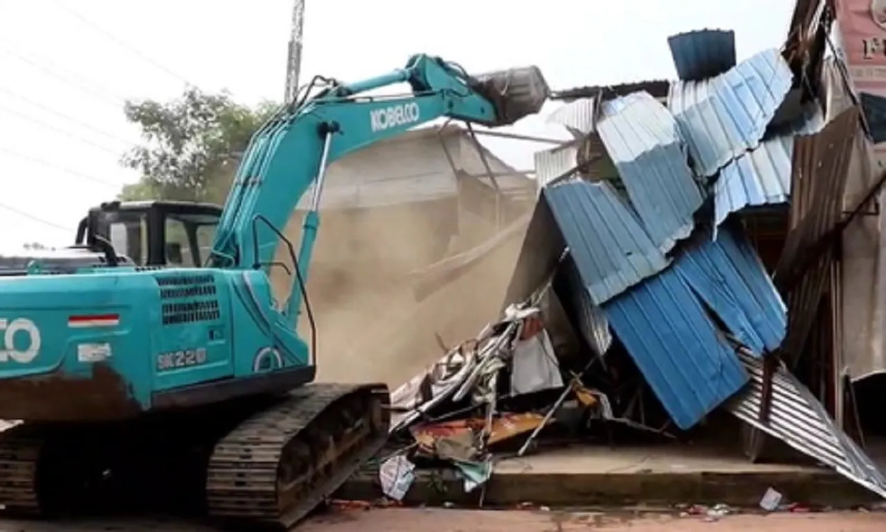 furniture market demolition