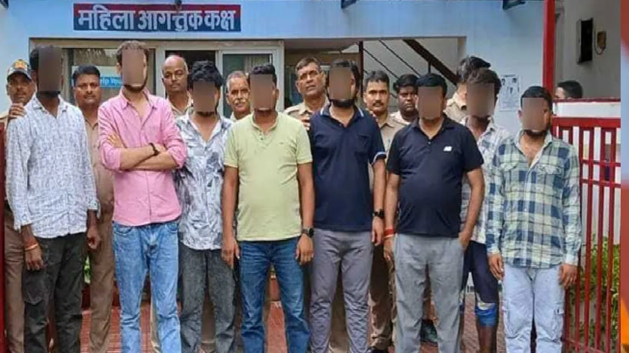 Lucknow Arrest