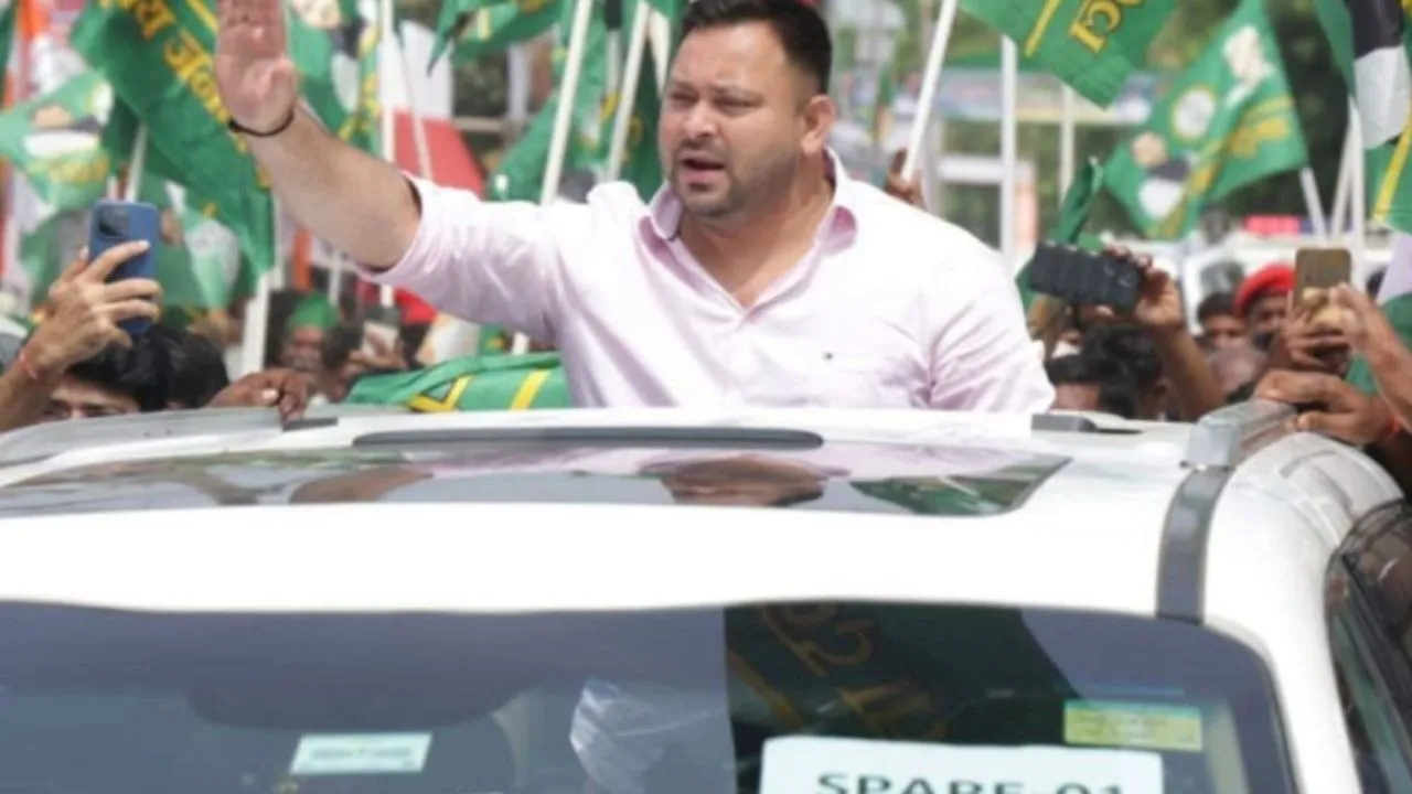 Tejashwi Yadav Voter Adhikar Yatra (1)