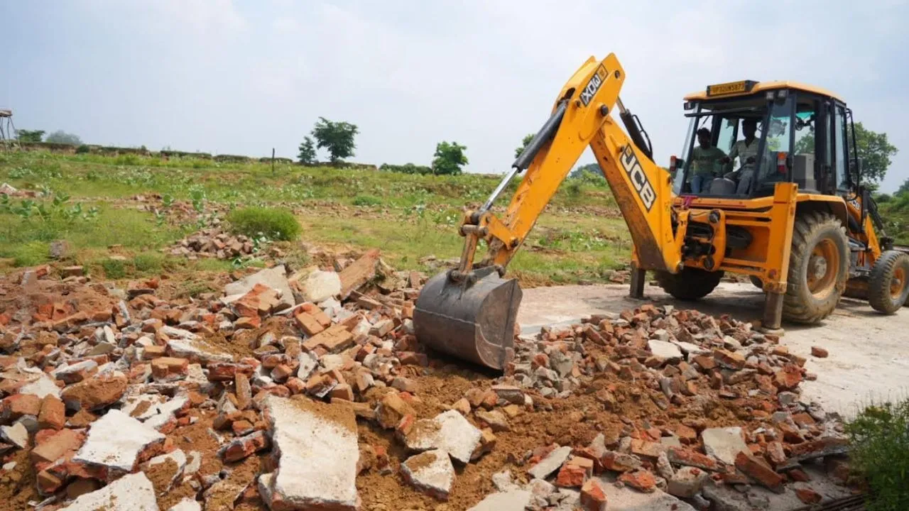 lda action against illegal constructions