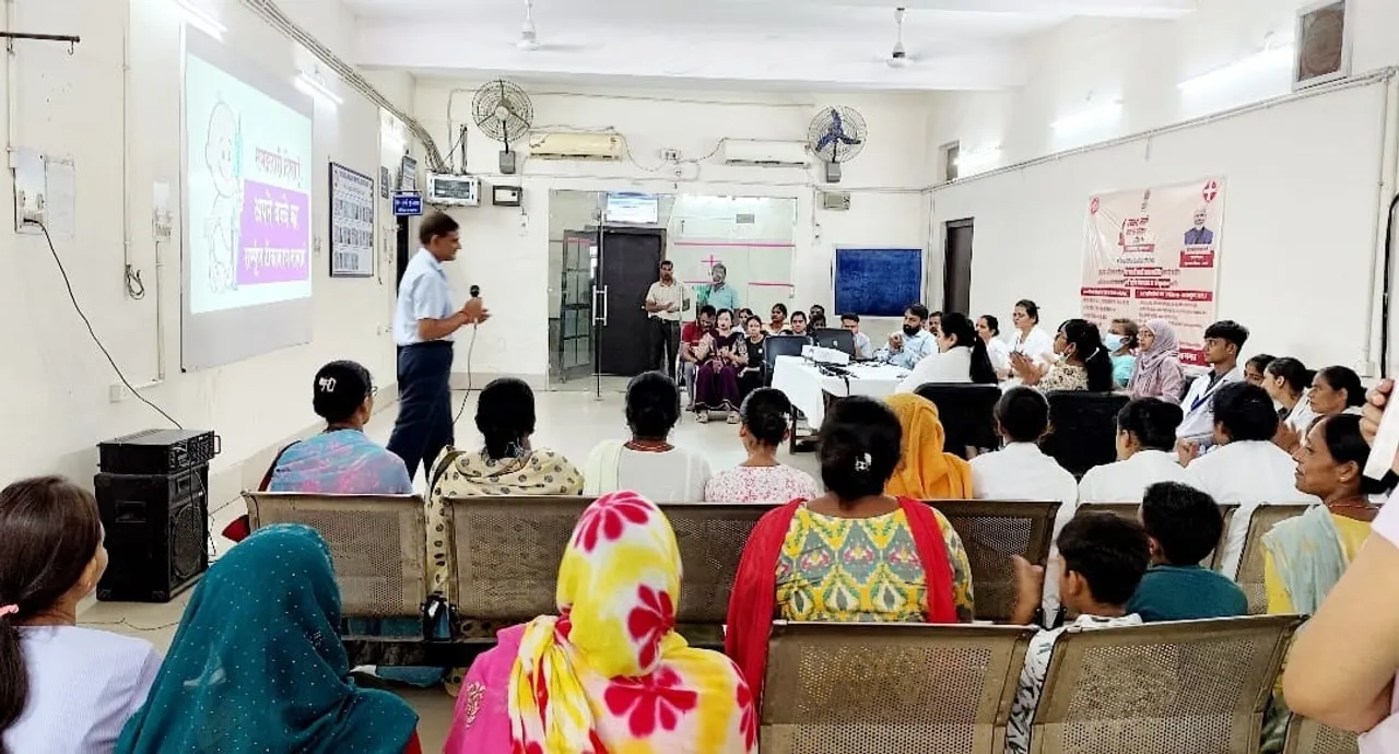 रेलवे का स्वास्थ्य कैंप
