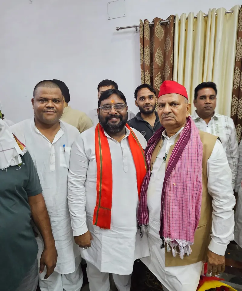 सपा के पूर्व  प्रदेश अध्यक्ष और सांसद नरेश उत्तम पटेल
