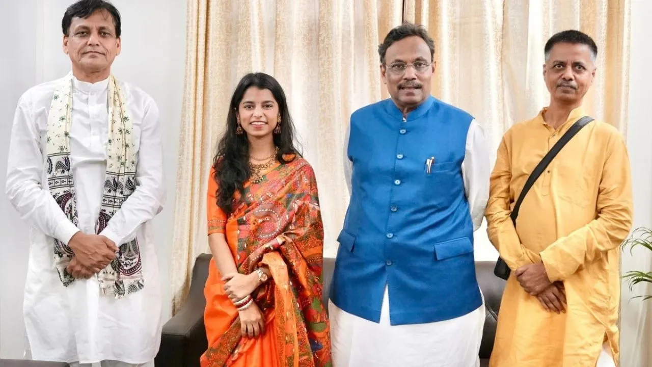 Maithili Thakur Bihar Election 2025 BJP Candidate