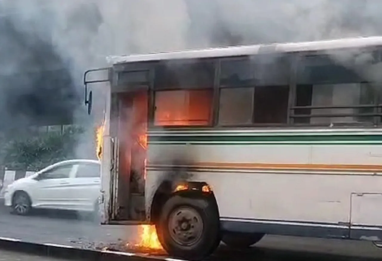 Noida Bus Fire