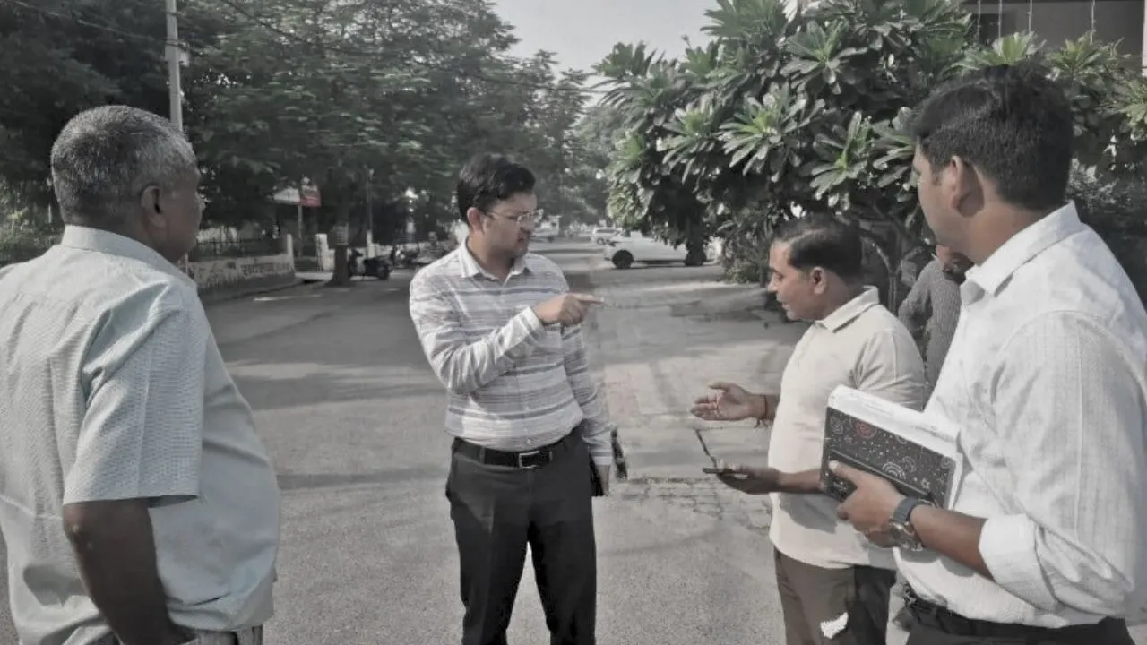 nagar ayukt
