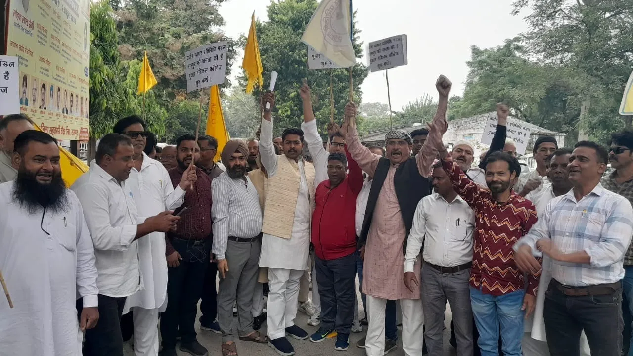 WhatsApp Image 2025-10-28 at 3.38.49 PM (1)