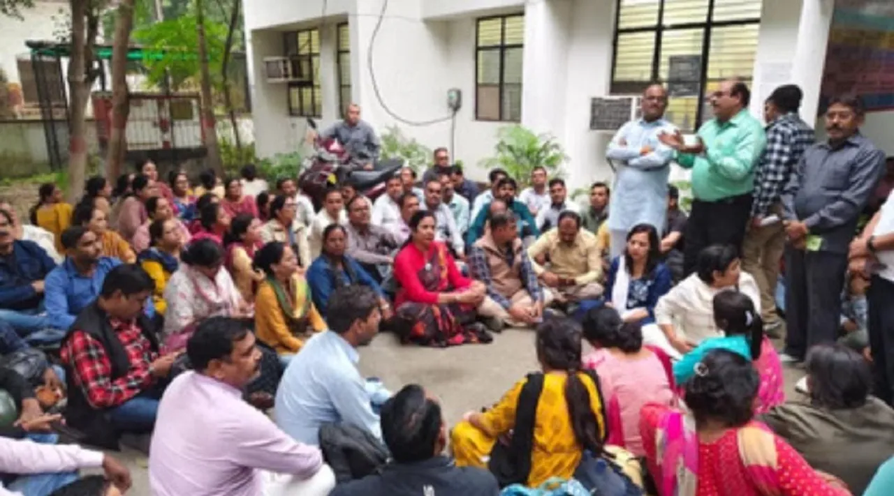 WhatsApp Image 2025-10-30 at 10.13.09 PM