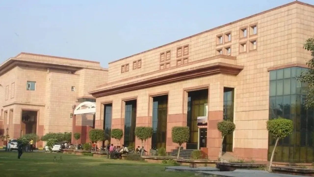 Indira Gandhi pratisthan