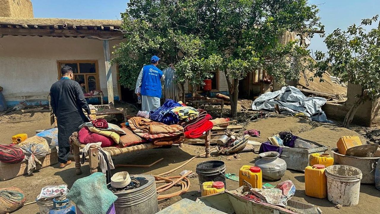 Afghanistan Earthquake: അഫ്ഗാൻ ഭൂചലനം; മരണസംഖ്യ 800 ആയി, 2,500 പേർക്ക് പരിക്ക്; പിന്തുണ അറിയിച്ച് മോദി