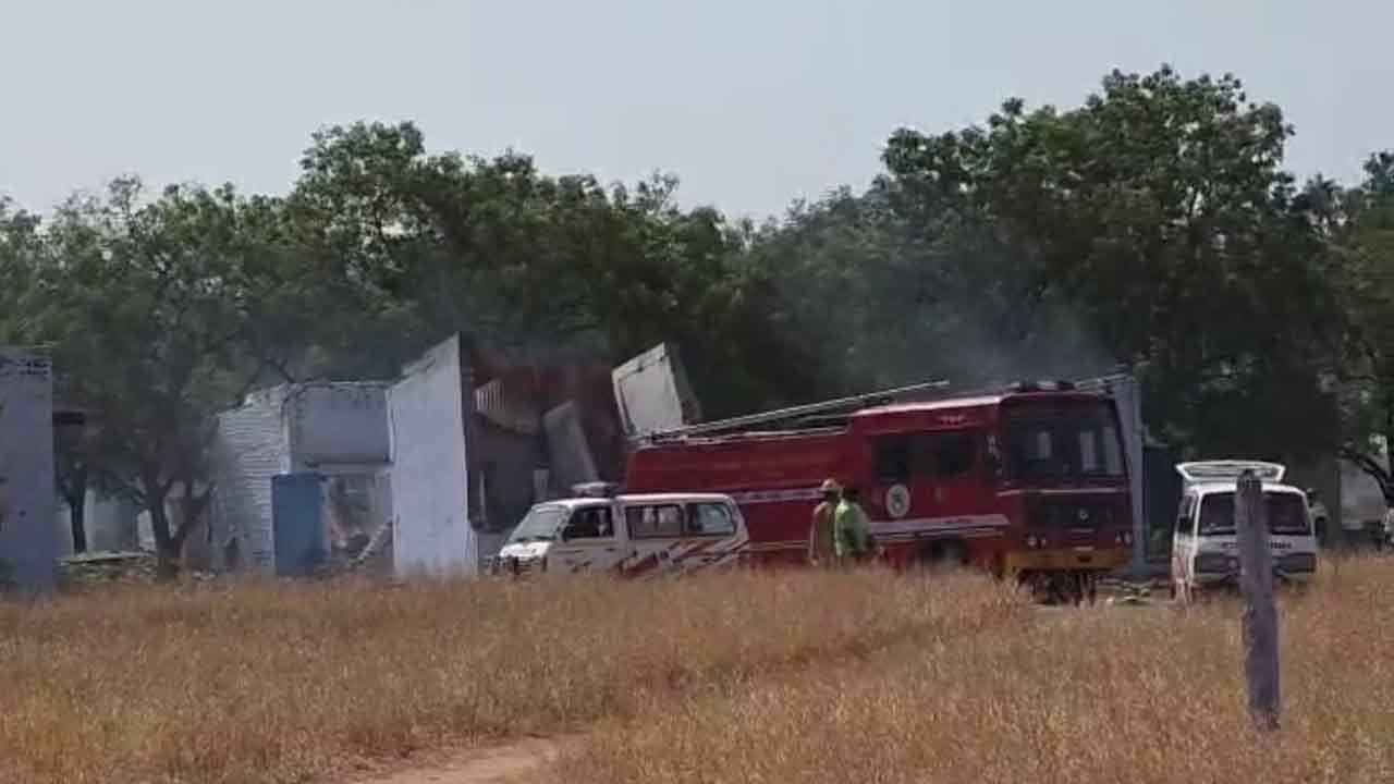 பட்டாசு ஆலை வெடி விபத்து; ஒருவர் கைது - 5க்கும் மேற்பட்டோர் மருத்துவமனையில் அனுமதி!