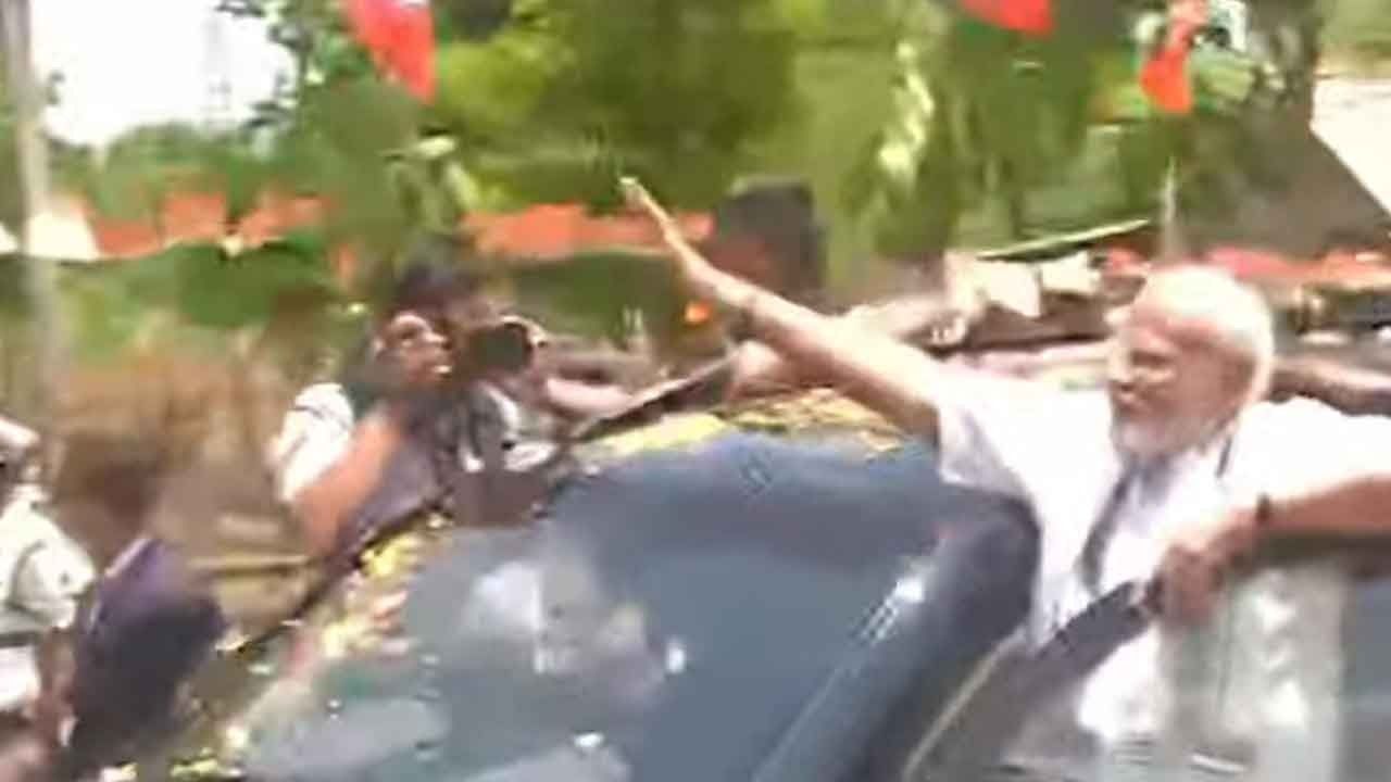 கங்கைகொண்ட சோழபுரத்தில் பிரதமர் மோடி ரோடு ஷோ!