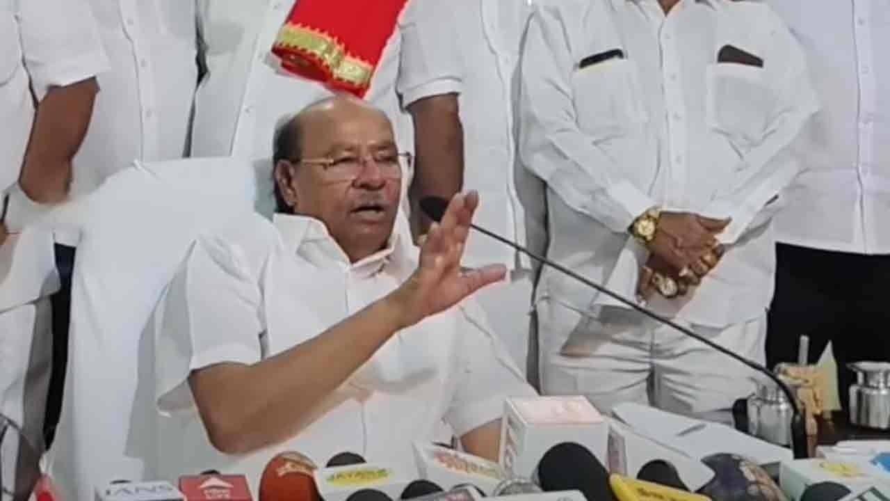 அன்புமணிக்கு மீண்டும் கெடு விதித்த ராமதாஸ்!
