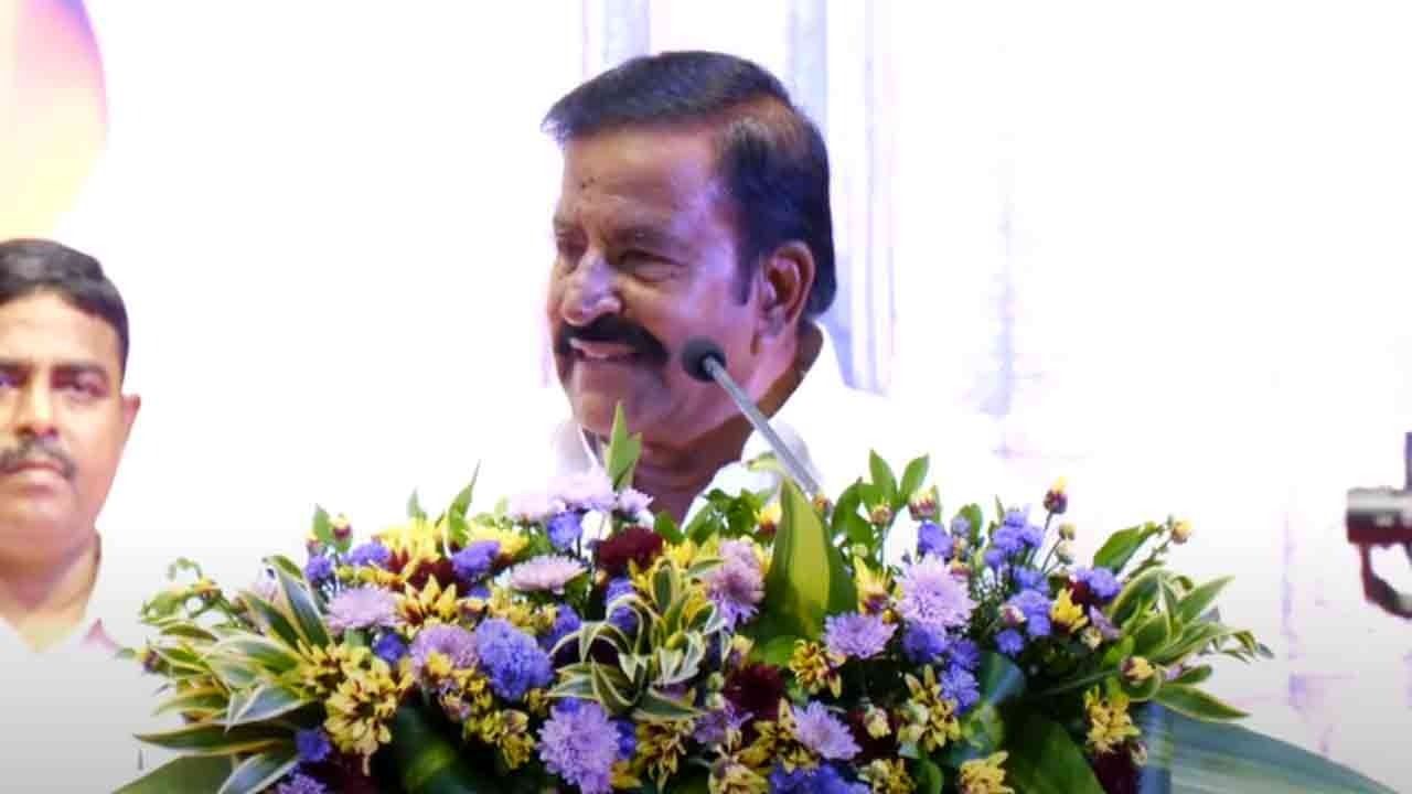 'நானெல்லாம் ஒருநாள் கூட புத்தகத்தை படித்து தேர்வெழுதியது கிடையாது'-அமைச்சர் கே.என்.நேரு கலகல