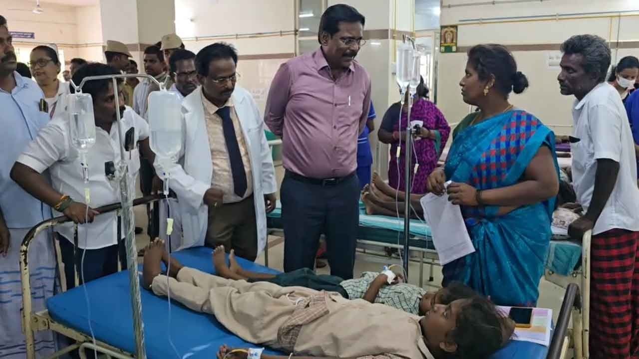 மதிய உணவில் பல்லி; 70க்கும் மேற்பட்ட மாணவர்கள் மருத்துவமனையில் அனுமதி!
