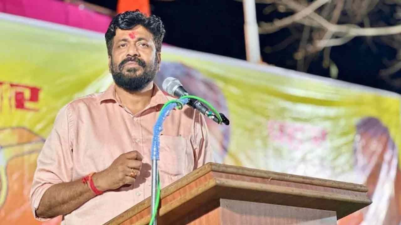 “தற்கொலை செய்ததற்குப் பதிலாக, எம்.எல்.ஏவை கொல்லுங்கள்” - முன்னாள் அமைச்சரின் சர்ச்சைப் பேச்சு