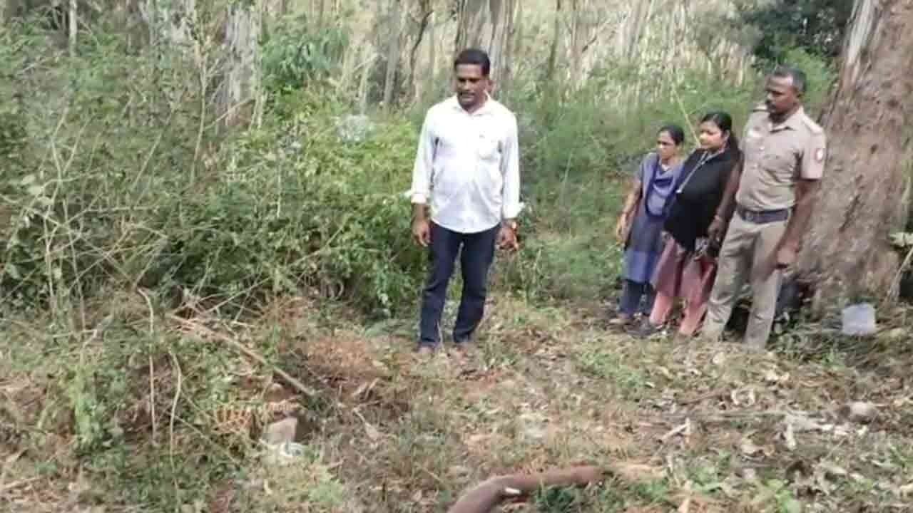 சிறுவன் விவகாரத்தில் நீடிக்கும் மர்மம்... தோட்டத்திற்குள் தோண்டிய போலீஸ் - பீதியில் மக்கள்!