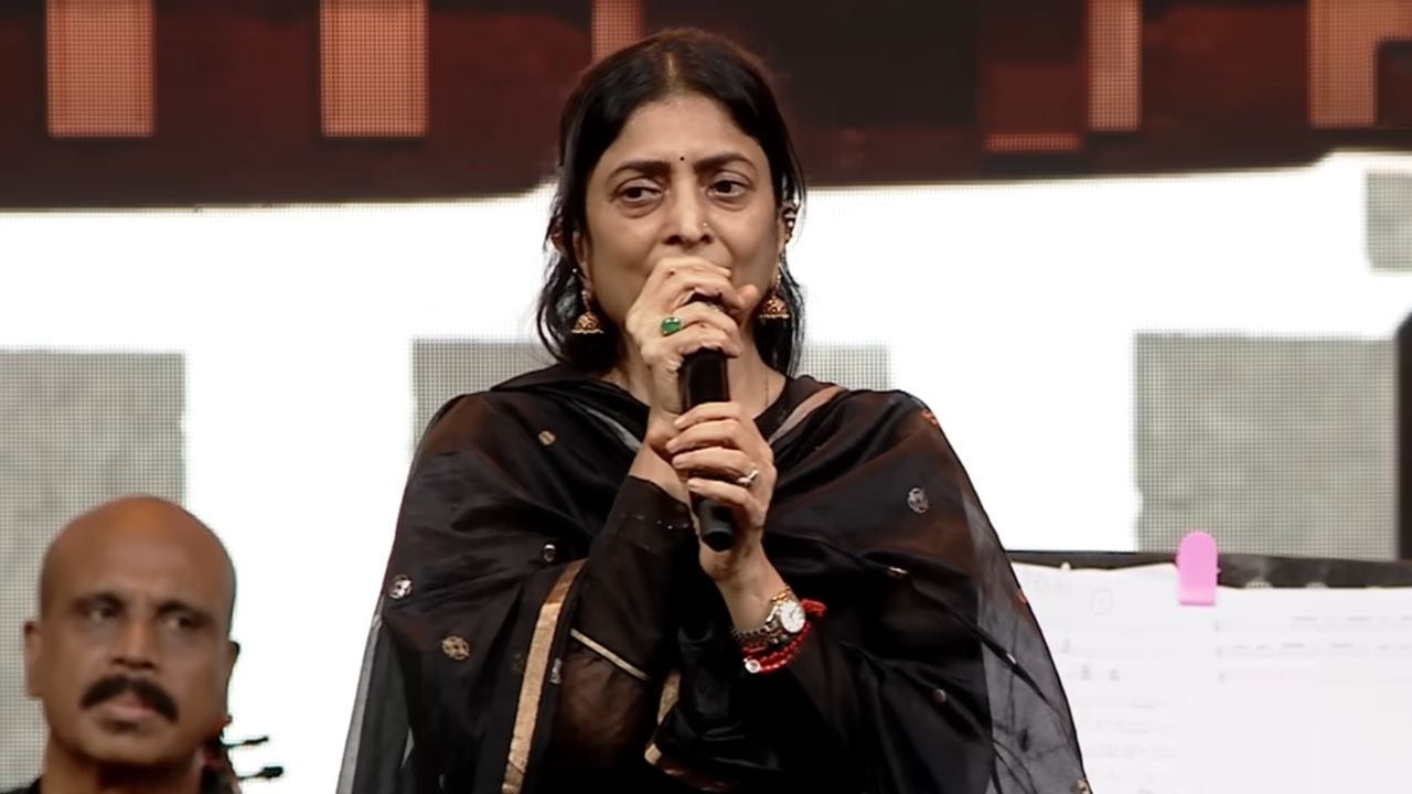 ‘பராசக்தி’ மேடையில் கோரிக்கை வைத்த சுதா கொங்கரா!