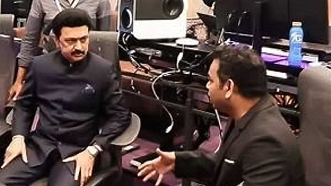 பிறந்த நாள் கொண்டாடும் இசைப்புயல்; வாழ்த்து தெரிவித்த தமிழக முதல்வர்