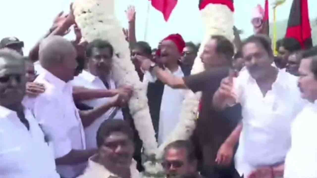 சமத்துவ நடைப்பயணம் : வைகோவுக்கு உற்சாக வரவேற்பு!