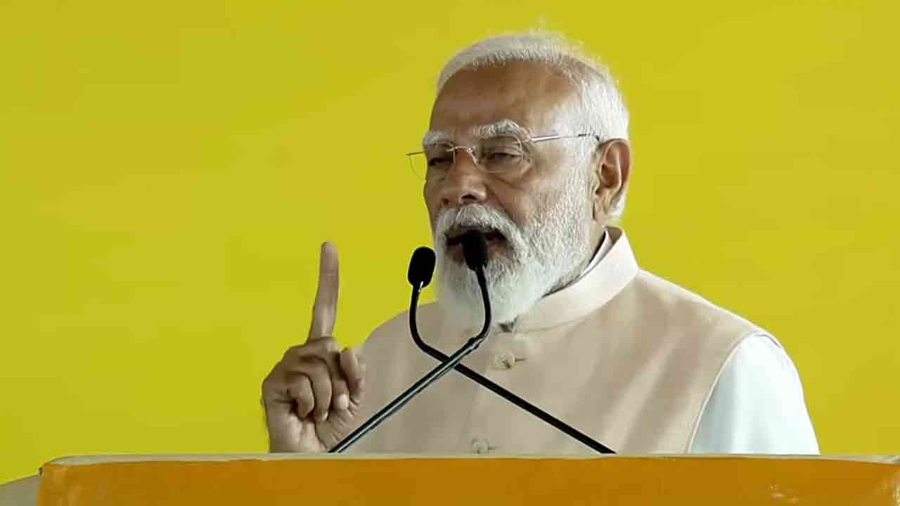 “திமுக அரசை ‘சி.எம்.சி.’ அரசு என்று அழைக்கிறார்கள்” - பிரதமர் மோடி கடும் விமர்சனம்!