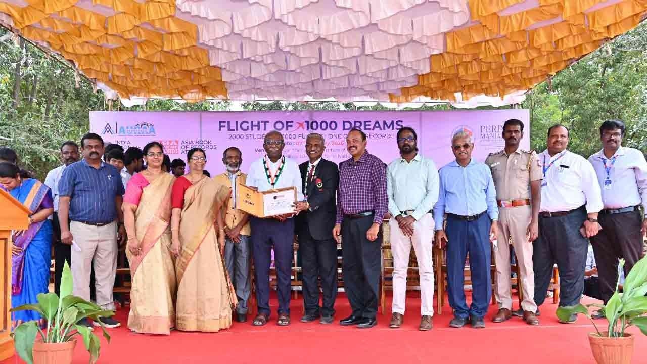 ஆயிரம் கனவுகளின் விமானம்; பிரமாண்டமாக நடைபெற்ற விண்வெளி சார்ந்த நிகழ்ச்சி!