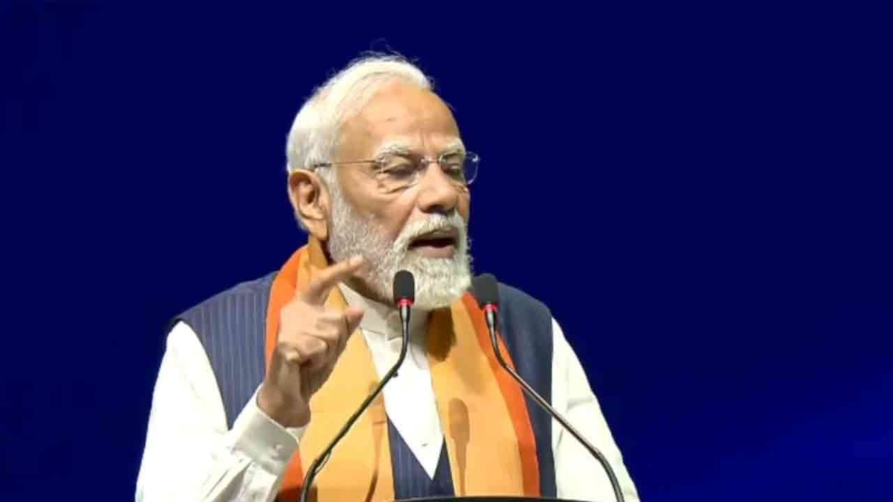 “தமிழ் மொழி உலகிற்கு கிடைத்த பரிசு ஆகும்” - மலேசியாவில் பிரதமர் மோடி பேச்சு!