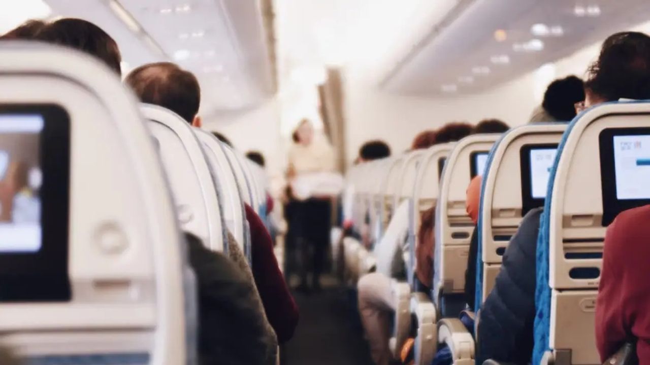 Air India extends wireless inflight entertainment service to single-aisle fleet 2