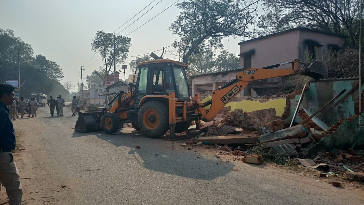 ଆବାସ ଯୋଜନାରେ ଘର ନିର୍ମାଣ କରିଥିବା ହିତାଧିକାରୀଙ୍କ ଘର ଭାଙ୍ଗିଲେ