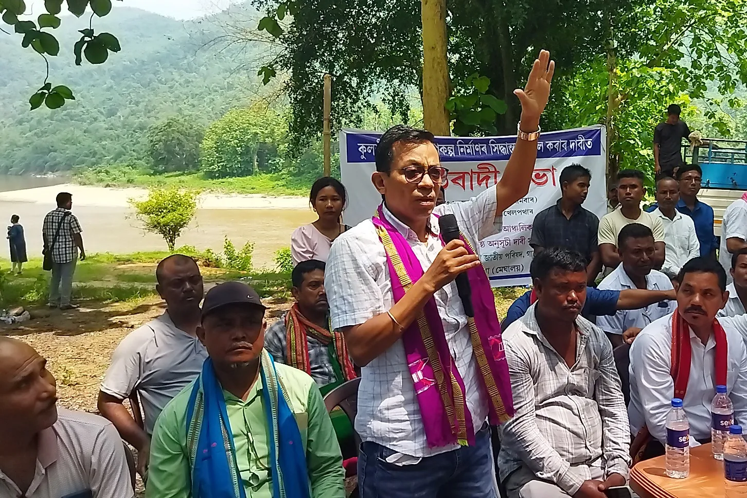  কুলশী নদীত জলবিদ্যুৎ প্ৰকল্প নিৰ্মাণৰ সিদ্ধান্তৰ  বিৰোধিতাৰে উকিয়ামত প্ৰতিবাদী সভা...